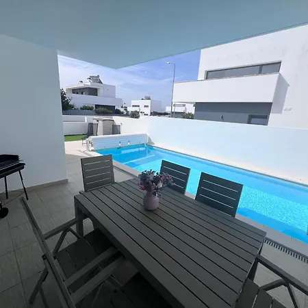 Villa Exclusive With Heated Private Pool Nadadouro