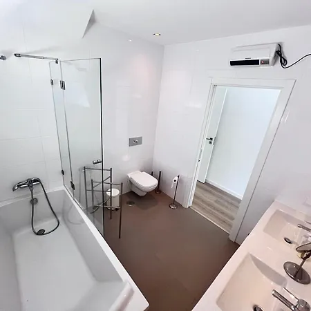 Villa Exclusive With Heated Private Pool